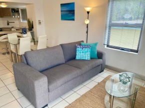 Waterfront Self-contained Sanctuary, Townsville